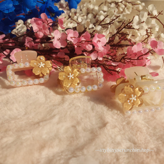 PREMIUM HAIRCLAW (FLORAL)- 4CM