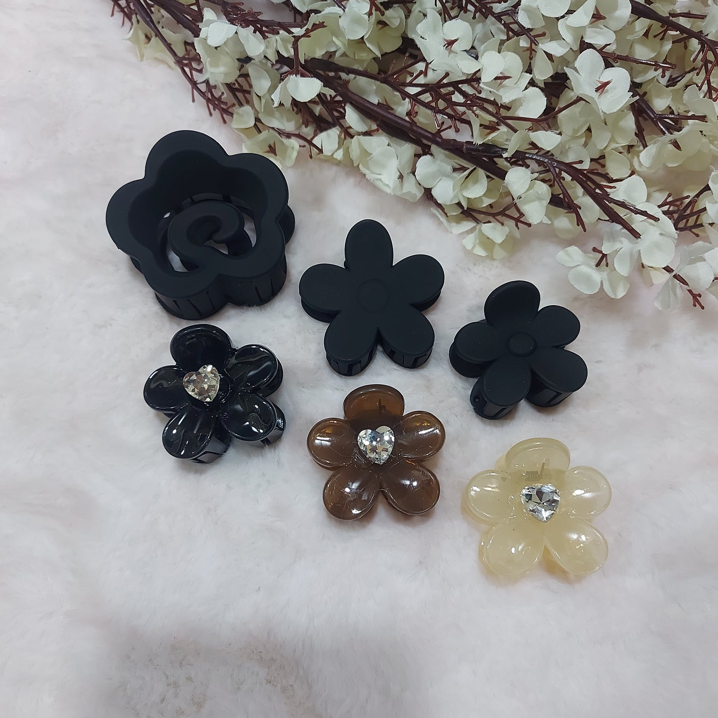 Daisy day - A set of 6 floral clawclips