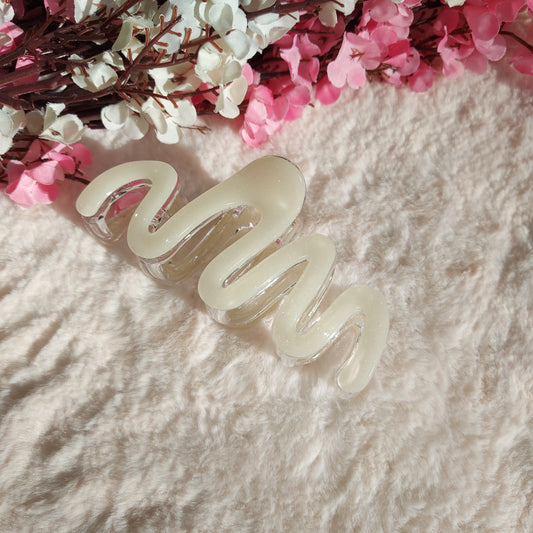 BOFEINI Glossy Zigzag Hair Clawclip – 10.5CM | Mini Strong Grip Clip with Shimmer Finish