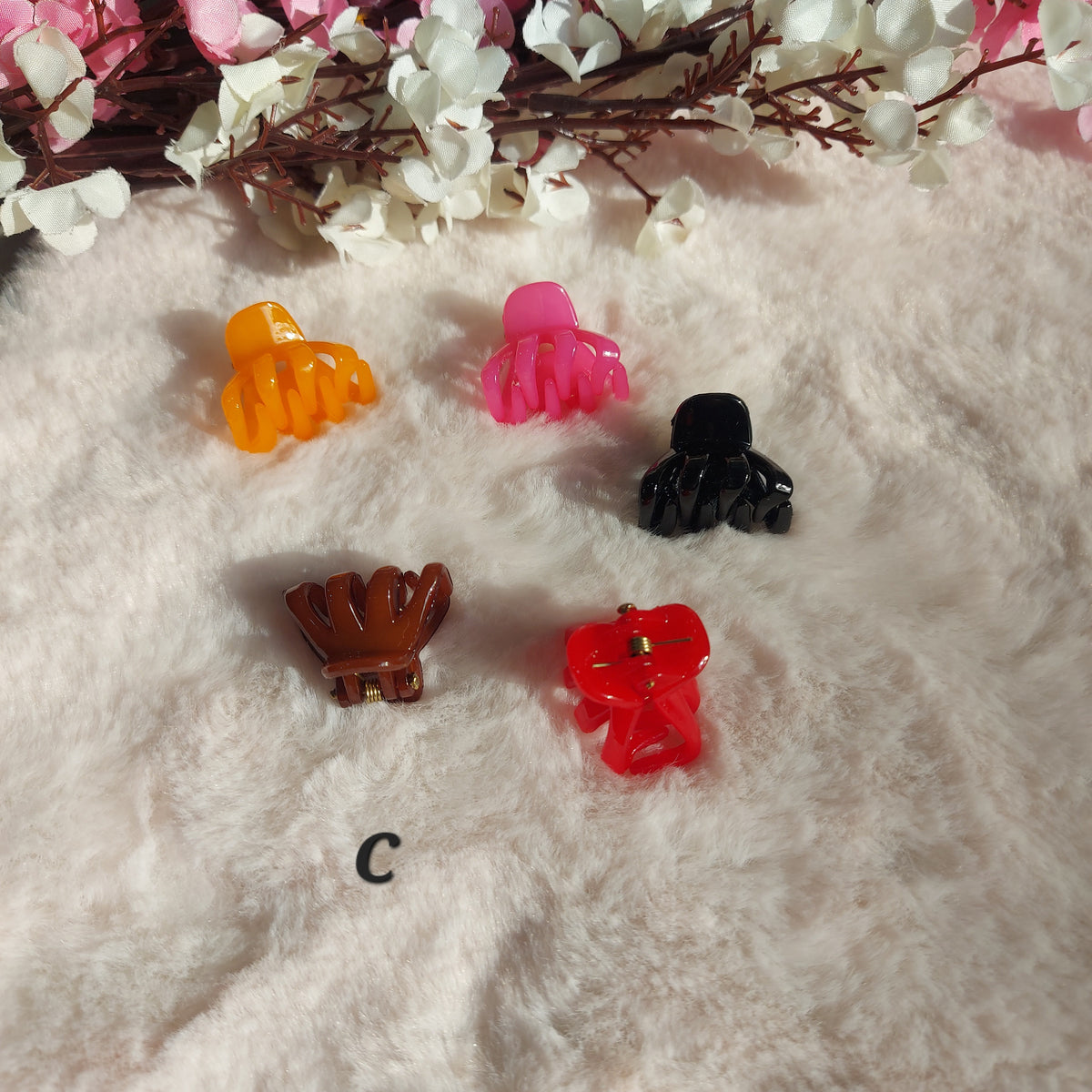 Mini Hair Claw Clip Combo – Secure Grip, Office Friendly
