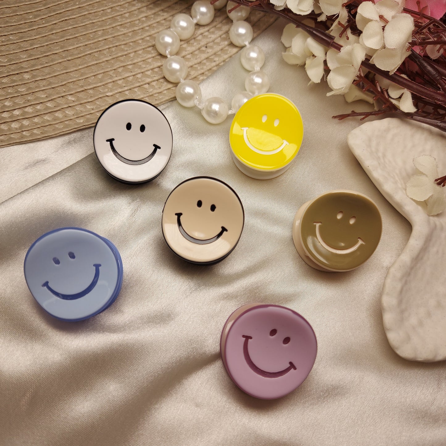 BOFEINI Smiley Face Mini Claw Clips | Premium Luxury Sheet Hair Clips (2.5 CM)