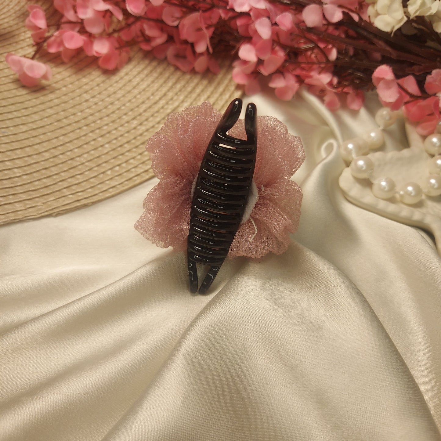 Daisy bead Banana Hair Claw – Handmade Fabric Flower Clip– 7 CM