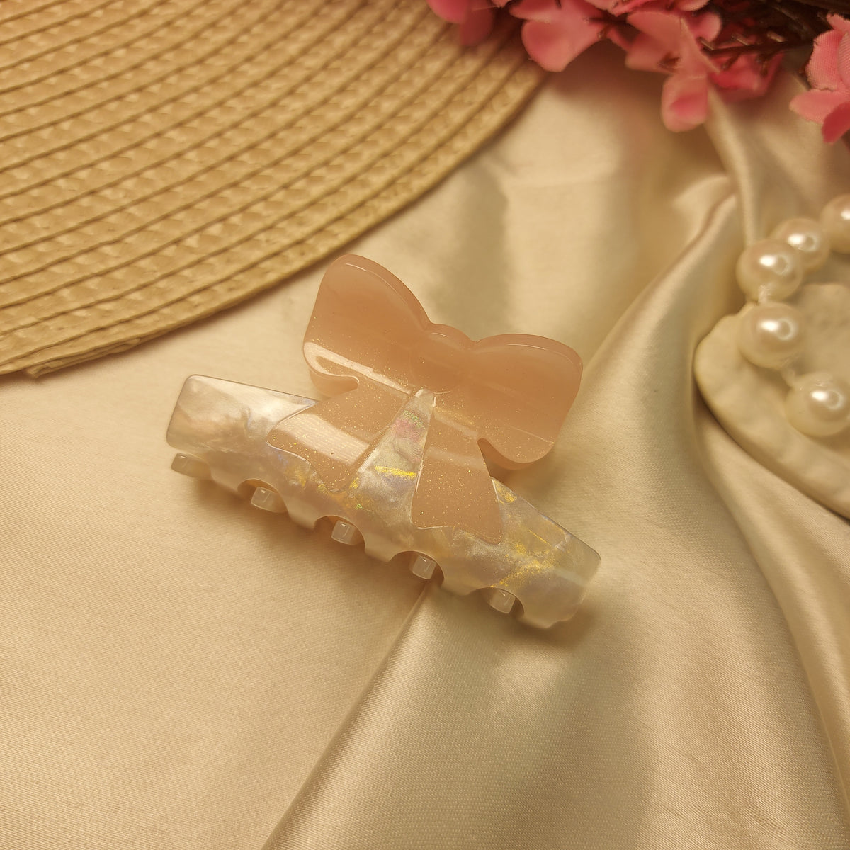 Sheer Bow T Sheet Hair Claw – Premium Acrylic Bow Clutcher 5CM