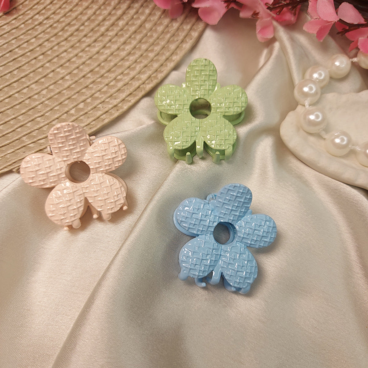 Trendy Glossy Flower Metal Hair Clutcher – Durable Strong Hold Claw Clip 2.5CM approx