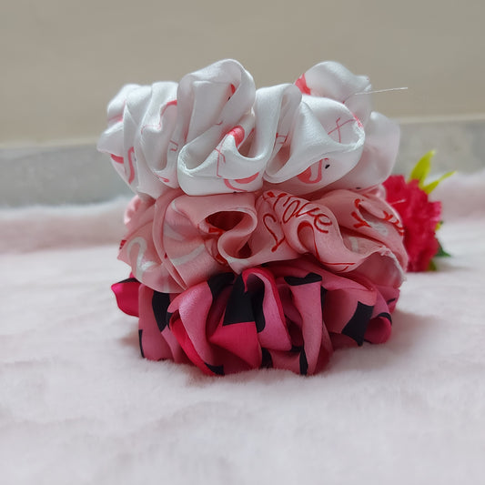 GIRL POWER - HANDMADE SCRUNCHIE