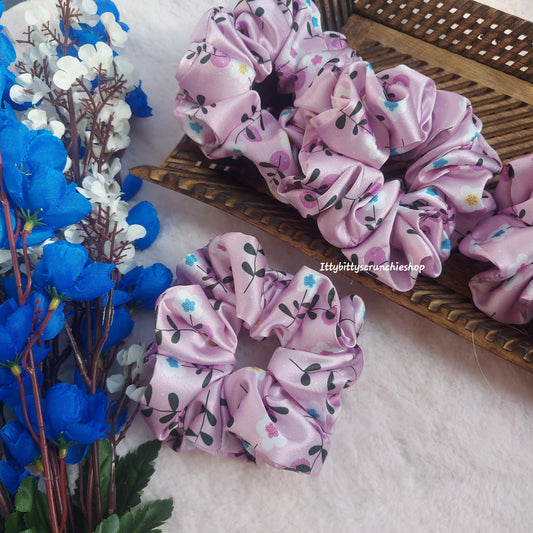 FLORAL- HANDMADE SCRUNCHIE