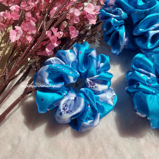 FLORAL SCRUNCHIE
