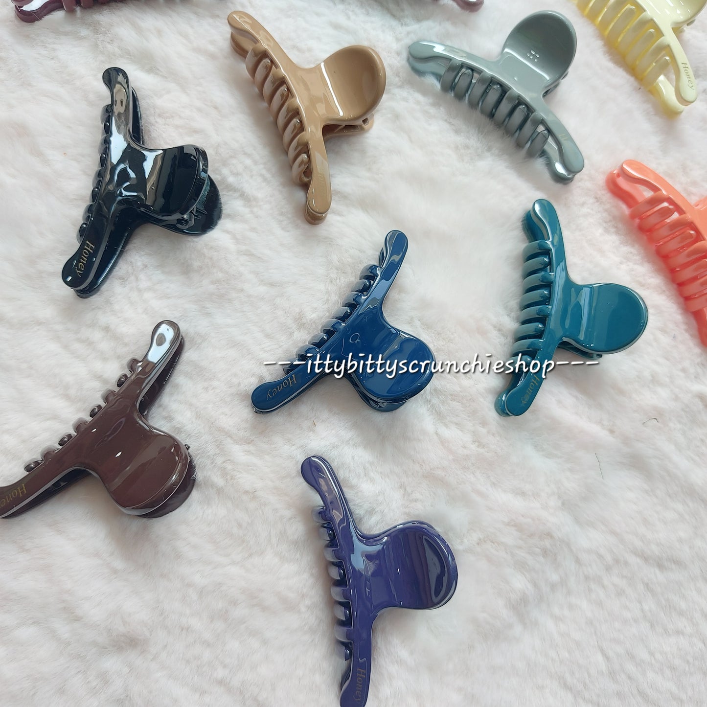 PREMIUM HAIRCLAWS (HONEY) - 5.5CM