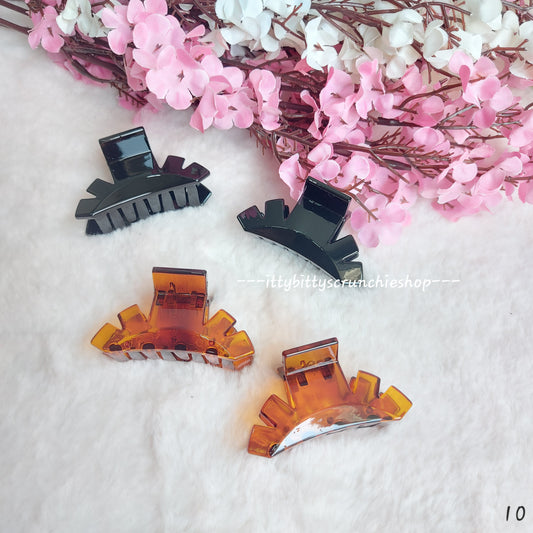 UNBREAKABLE KOREAN CLUTCHER