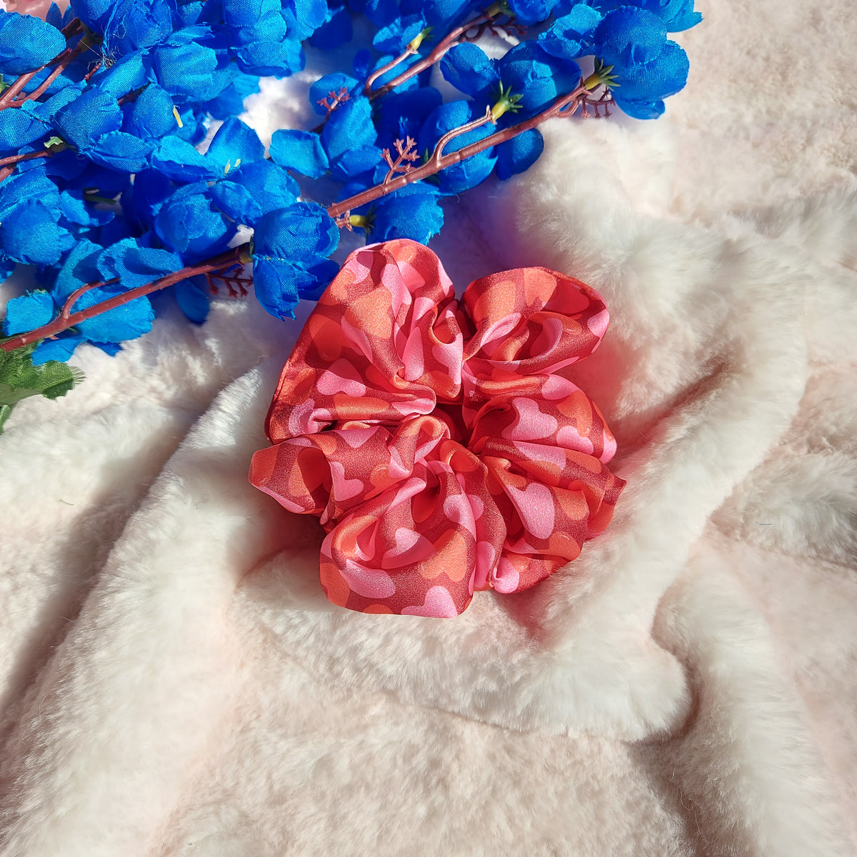 BE MY VALENTINE - HANDMADE SCRUNCHIE (set of 4)
