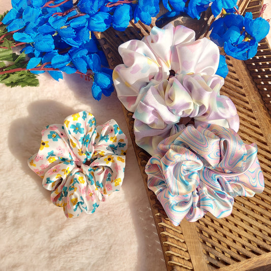 LOVE IN AIR - HANDMADE SCRUNCHIE
