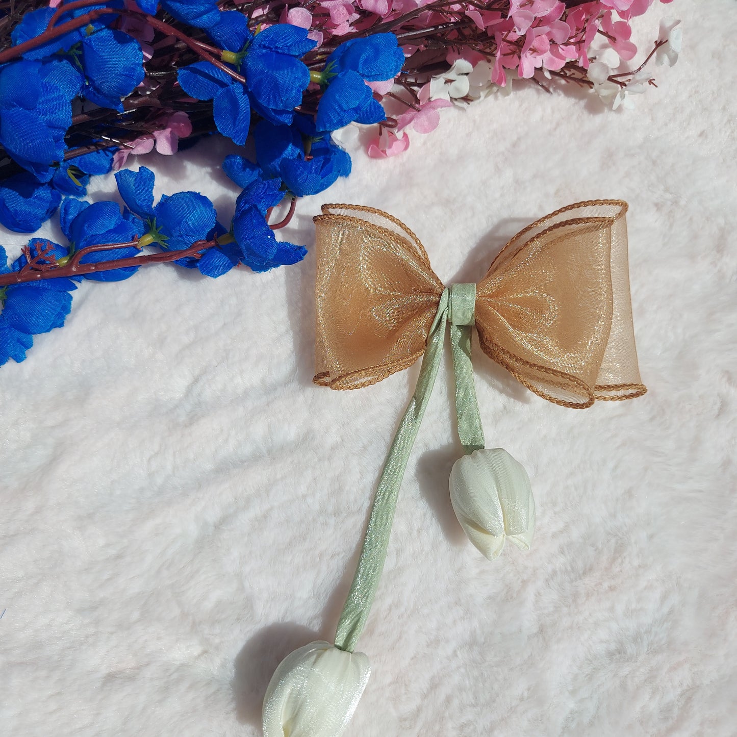 LOTUS HAIRBOW