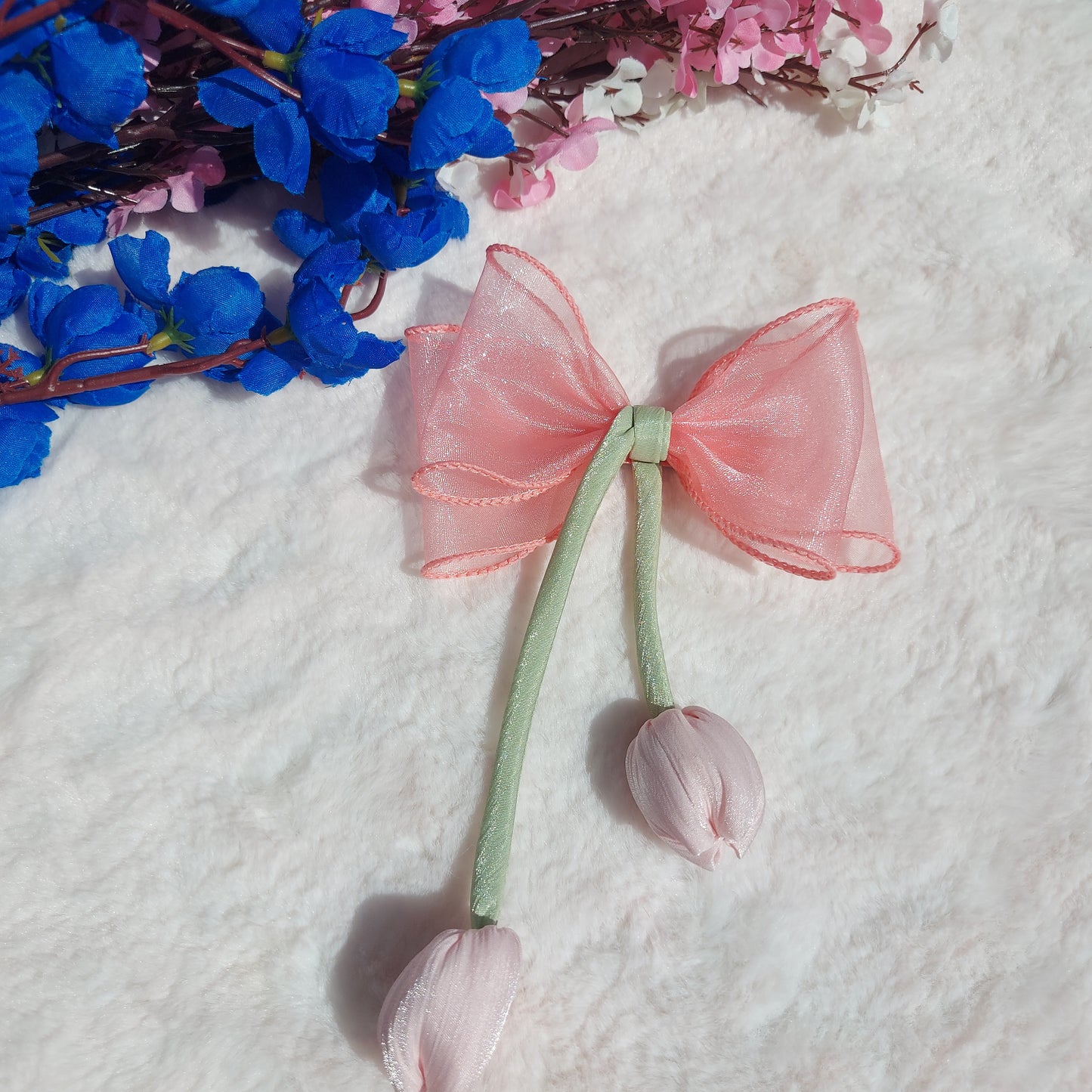 LOTUS HAIRBOW