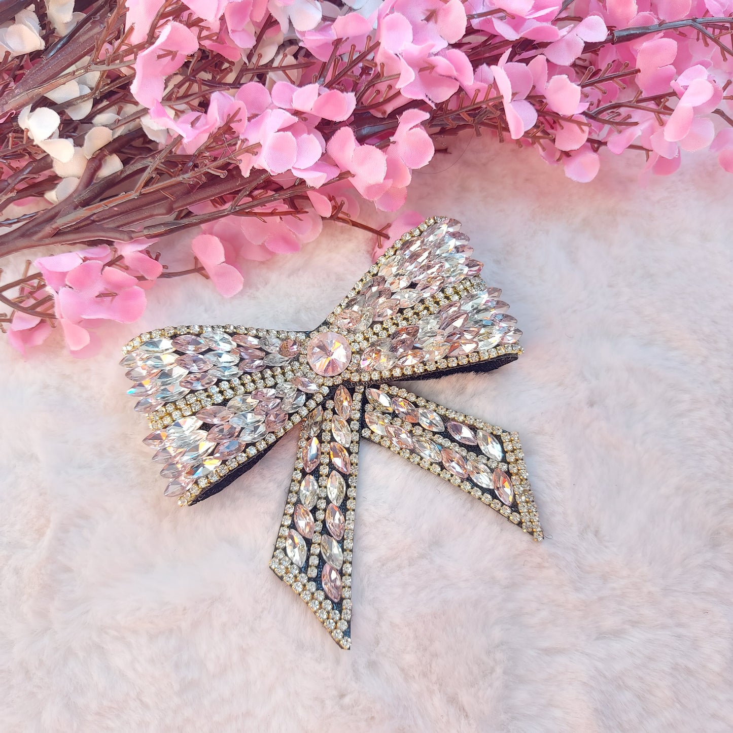 Daisy Dazzle - Bejewelled Hairbow