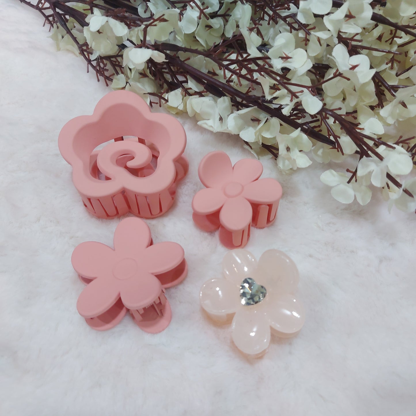 The Bloom Box – Set of 4 Trendy Floral Claws