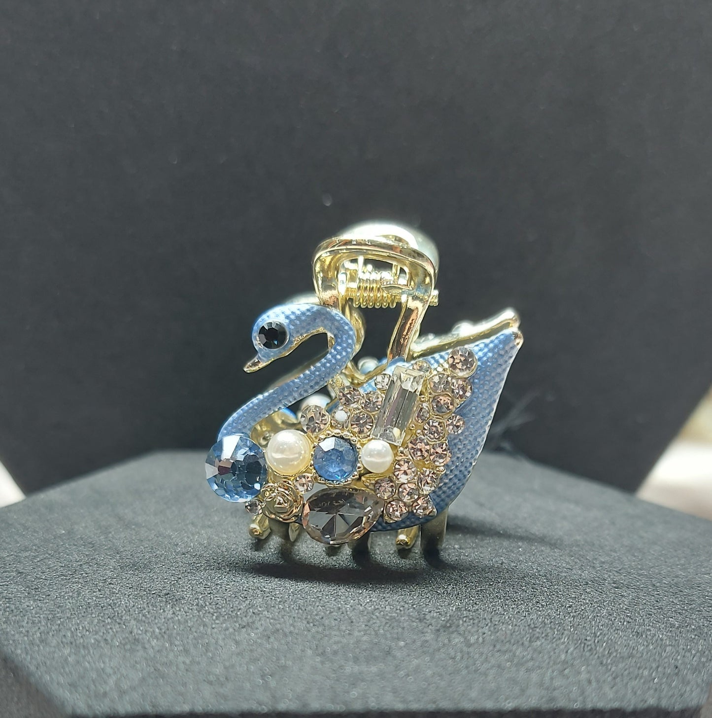 Studded Swan Metal Hair Claw (3CM)