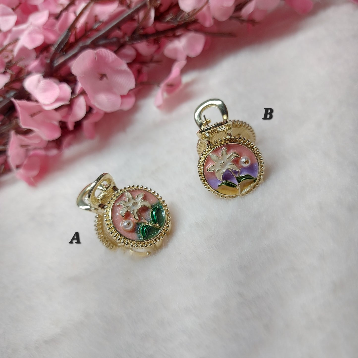 Round Shaped Kalamkari Metal Hairclaw (2CM)