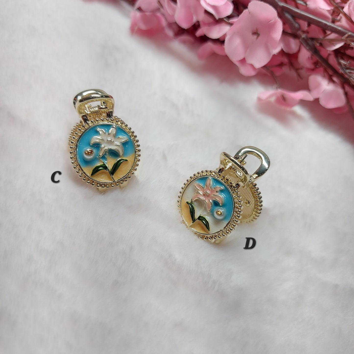 Round Shaped Kalamkari Metal Hairclaw (2CM)