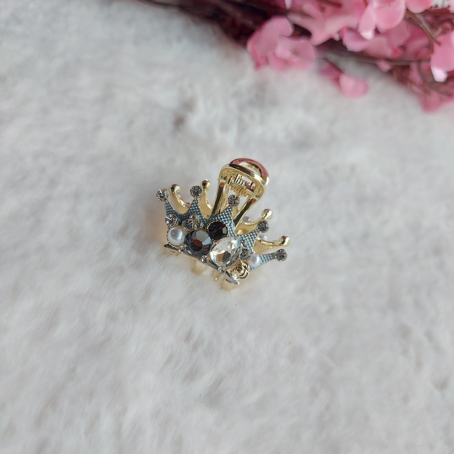 Studded Crown Metal Hair Claw (3CM)