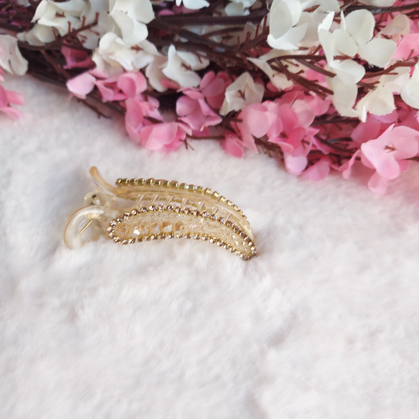 GLAM UP - JEWEL MIRCHI HAIRCLAWS