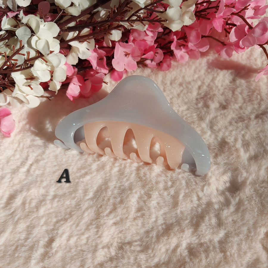 Bofeini 9CM Dual-Shade shimmer Scorpion Hair Claw Clip | Large Strong Hold Claw for Thick & Long Hair
