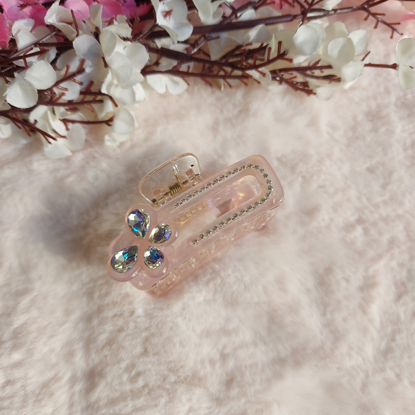 Elegant Crystal Studded Mini Hair Claw (5CM)