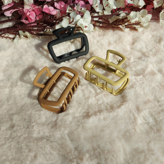 Trendy Matte Metal Hair Clutcher – Durable Strong Hold Claw Clip 4.5CM approx