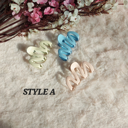 Trendy Glossy Metal Hair Clutcher – Durable Strong Hold Claw Clip 5.5CM approx