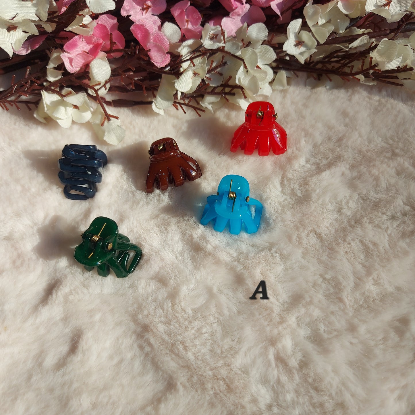 Mini Hair Claw Clip Combo – Secure Grip, Office Friendly