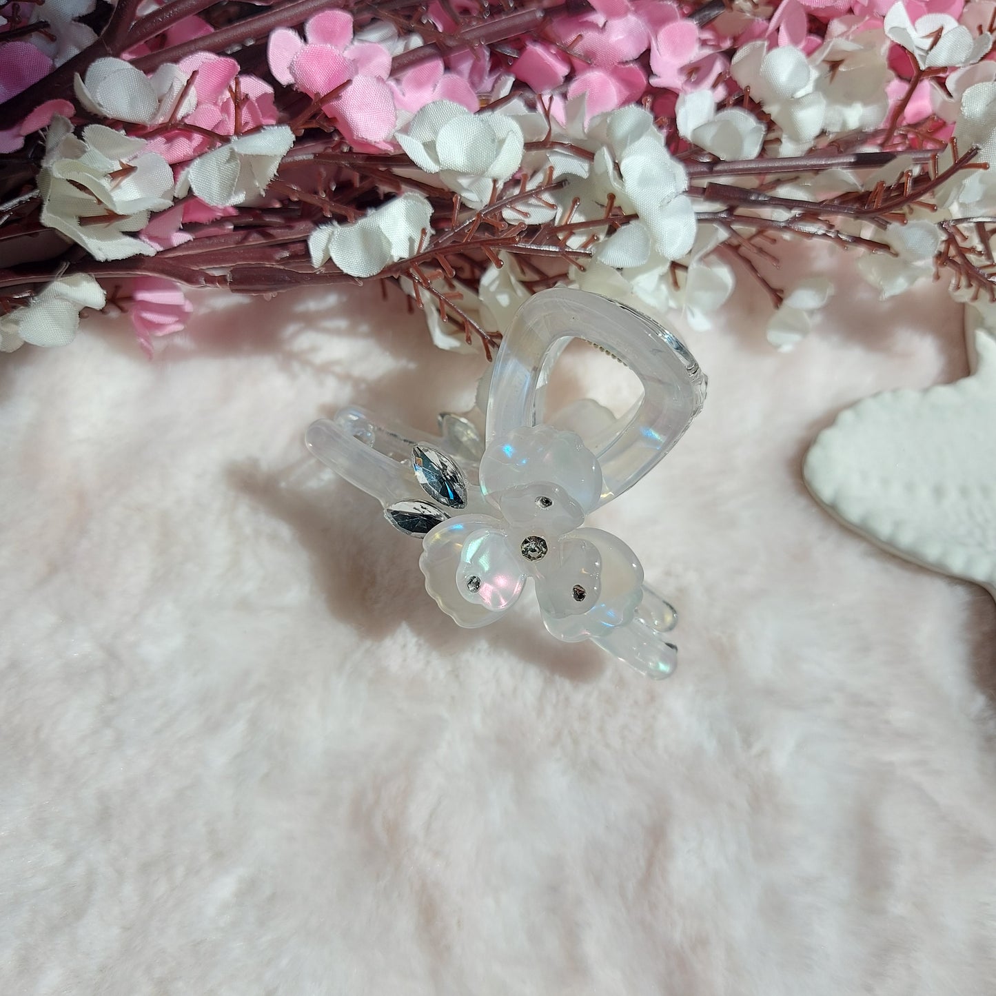 Flower Crystal Studded T shape statement Hair Claw (7CM)