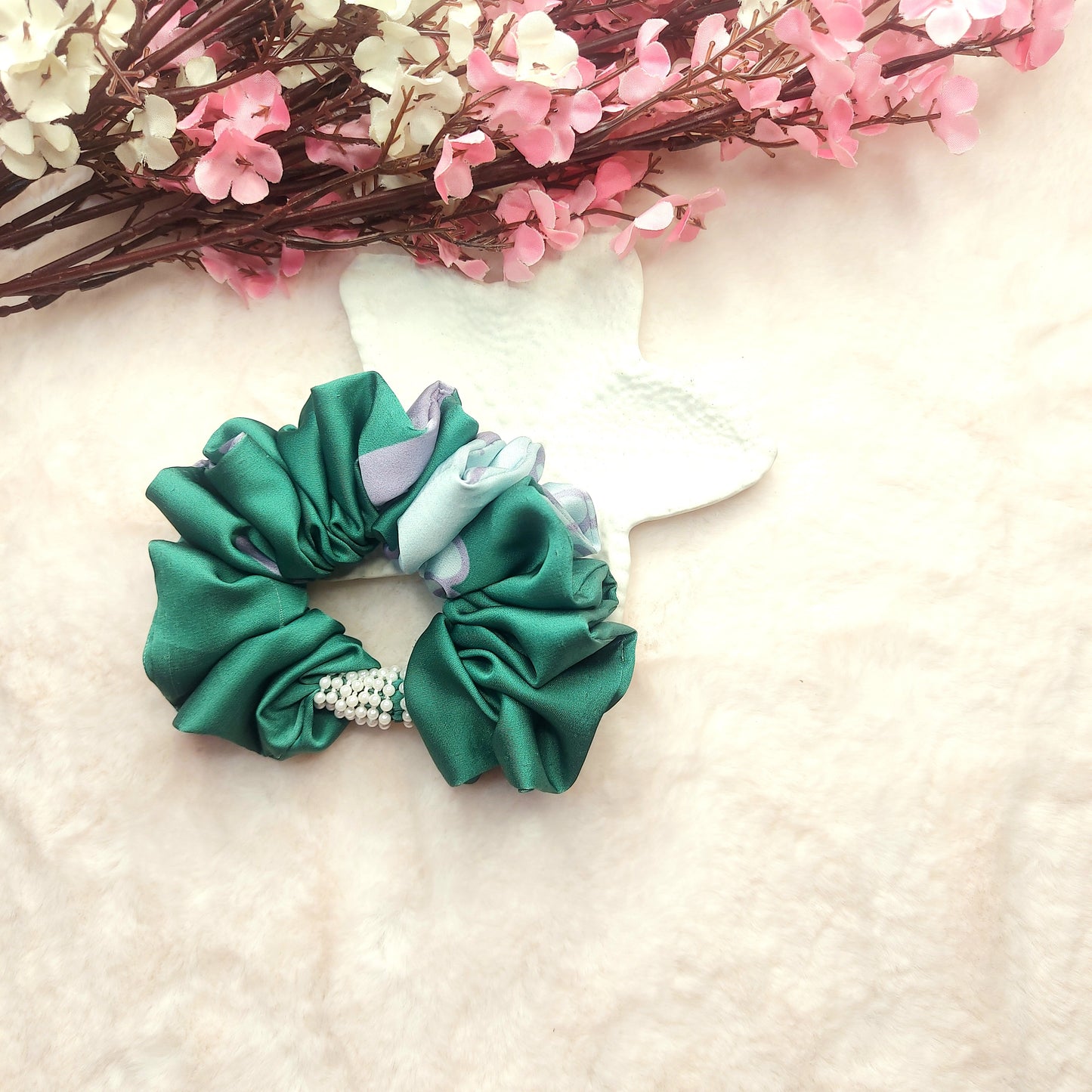 Emerald Pearl Scrunchie – Medium Handmade Satin Scrunchie with Pearl Detailing ✨
