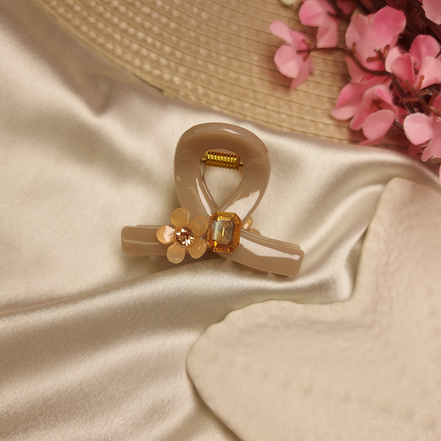 Bofeini Blossom Spark T Claw Clip – 5 CM Floral Acrylic Hair Clutcher with Crystal Accent