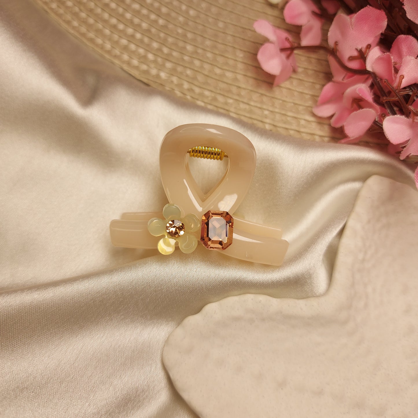 Bofeini Blossom Spark T Claw Clip – 5 CM Floral Acrylic Hair Clutcher with Crystal Accent