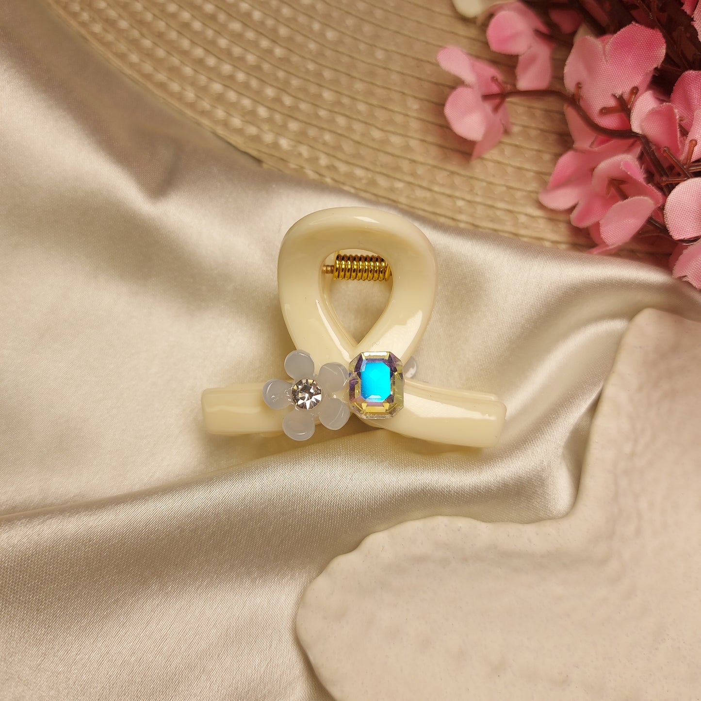 Bofeini Blossom Spark T Claw Clip – 5 CM Floral Acrylic Hair Clutcher with Crystal Accent