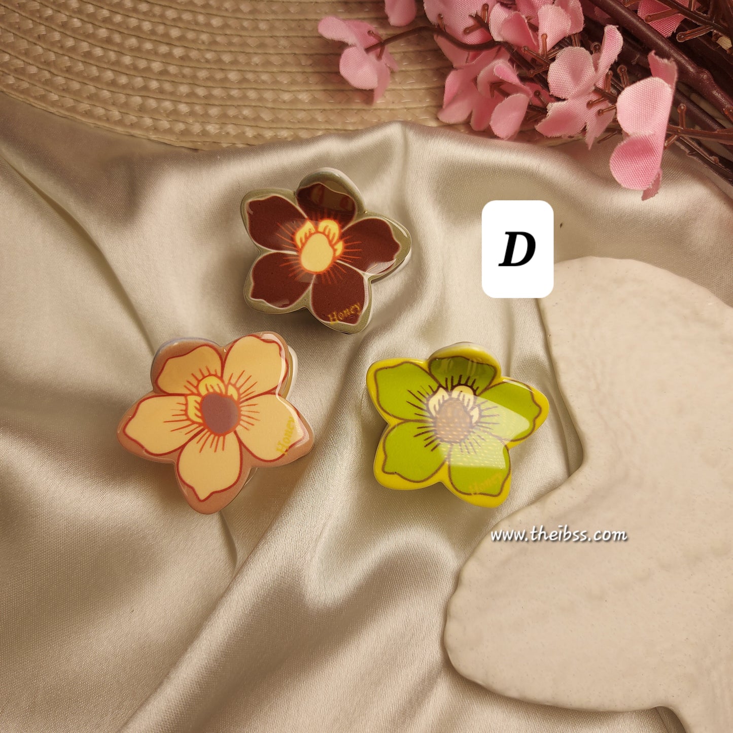 Honey Sheet Floral Claw Clip (Set of 3) – Elegant Strong Grip Hair Clutcher for Women - 3CM