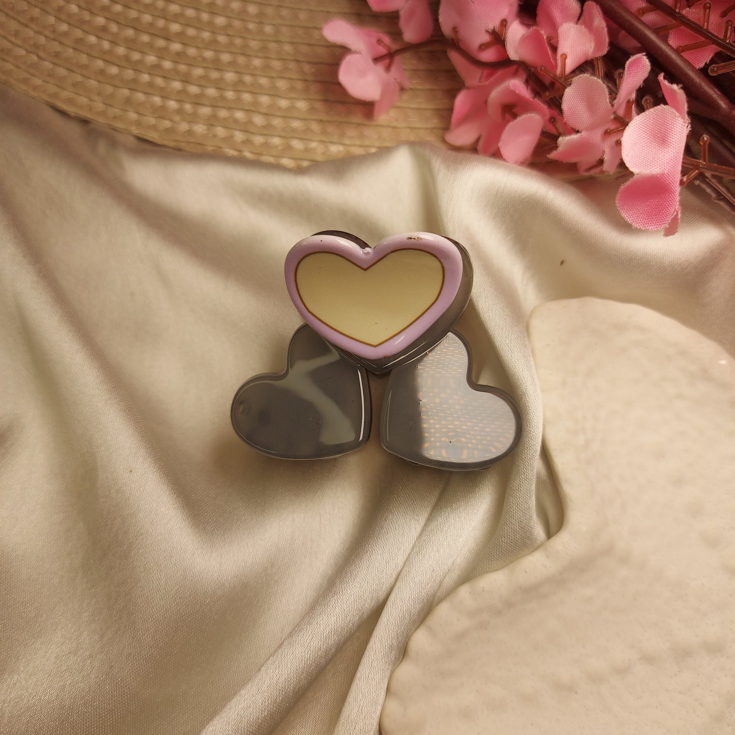 Cupid's Kiss Heart Claw Clip