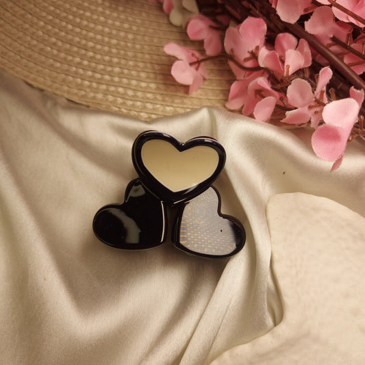 Cupid's Kiss Heart Claw Clip