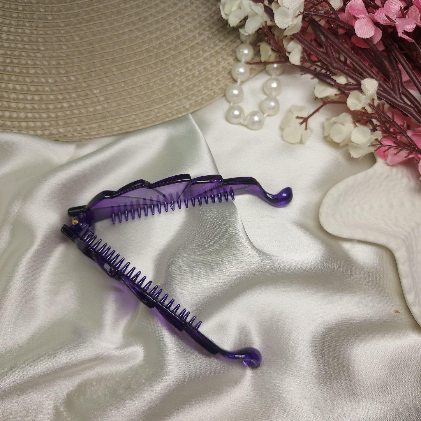 KOREAN BANANA HAIRCLIP