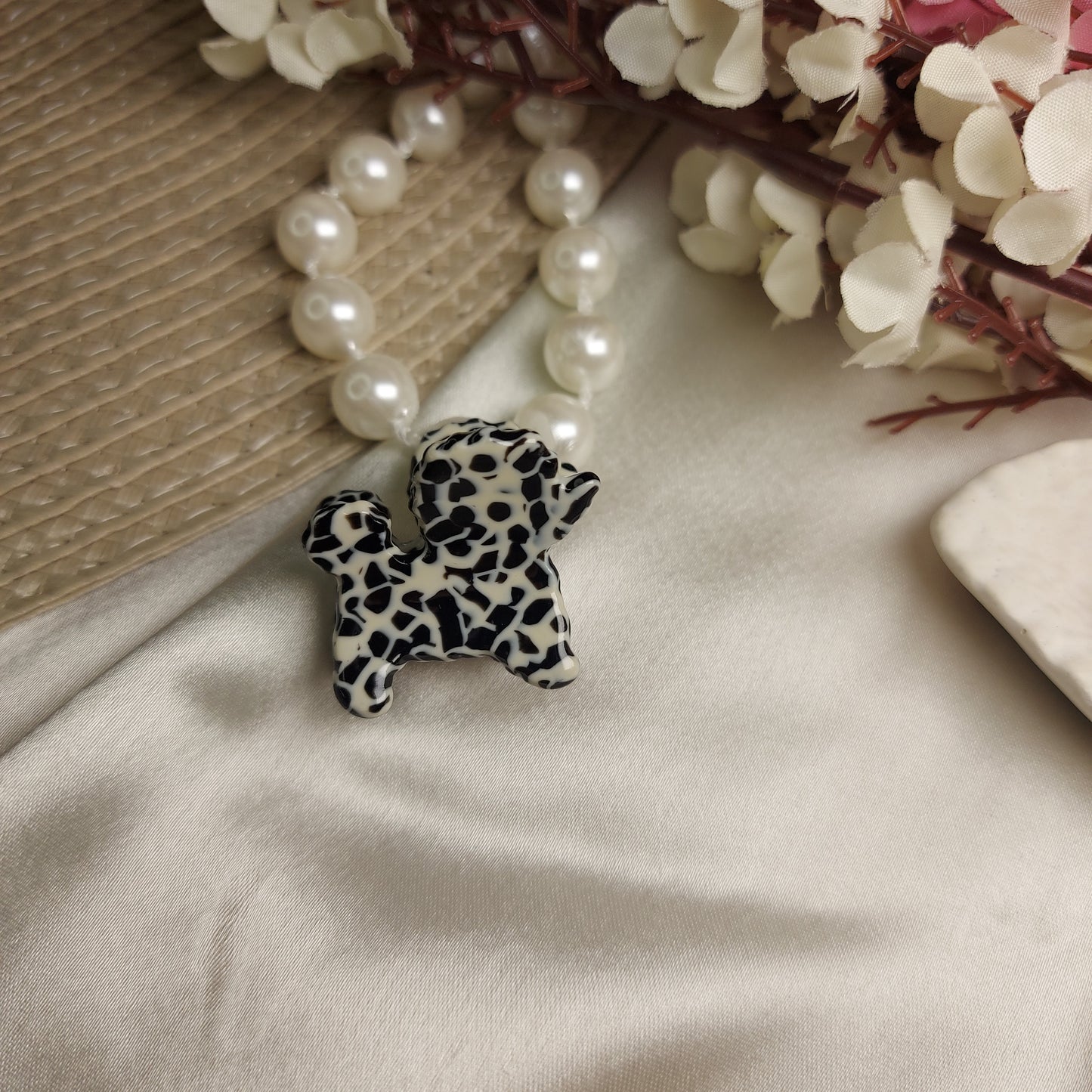 BOFEINI Designer Puppy Claw Clip | Premium Mini Hair Claw 2.5 CM
