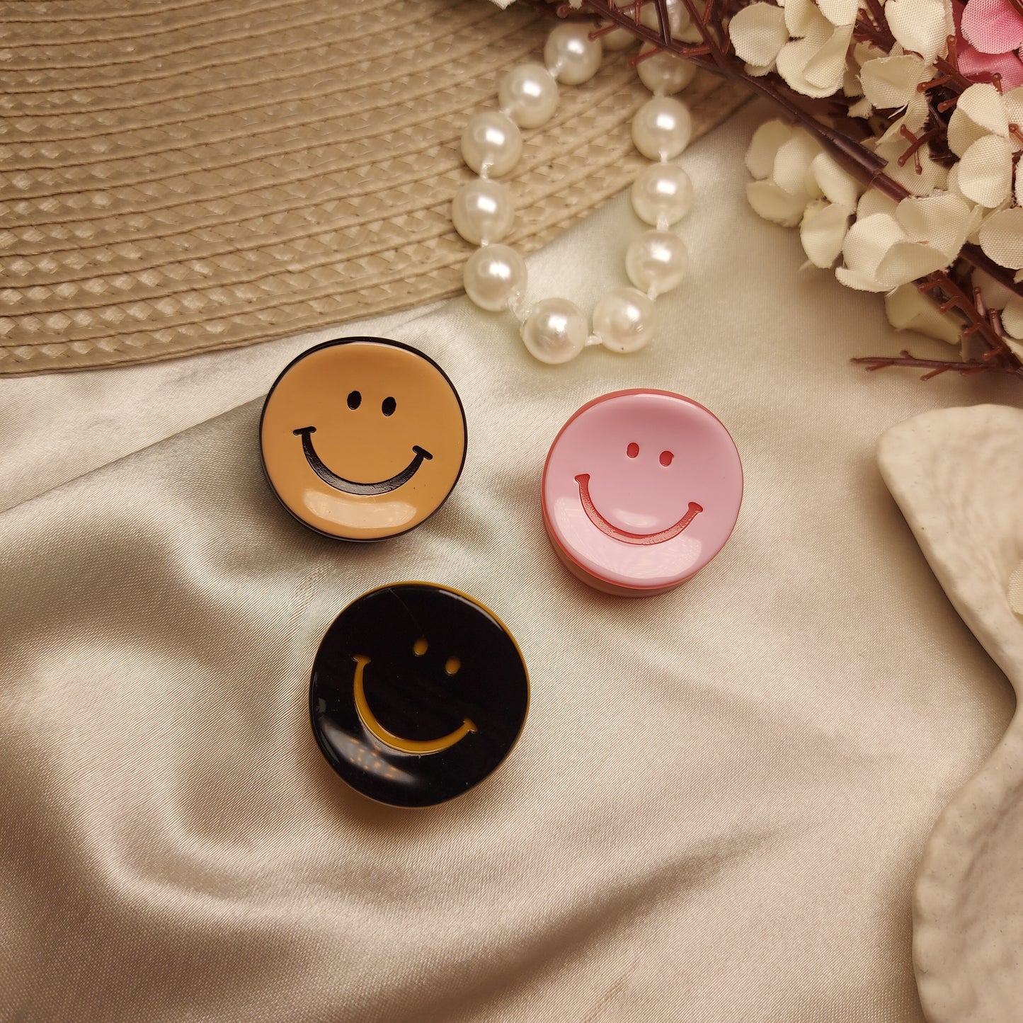 BOFEINI Smiley Face Mini Claw Clips | Premium Luxury Sheet Hair Clips (2.5 CM)