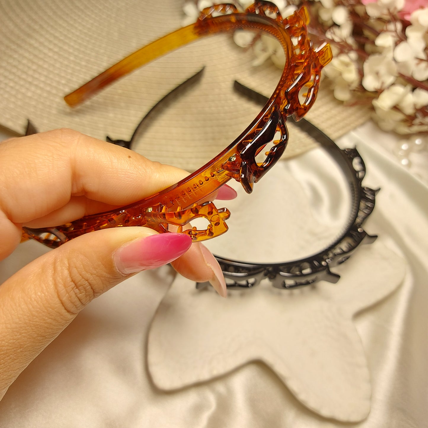 Unbreakable Clipin Korean hairband- Brown