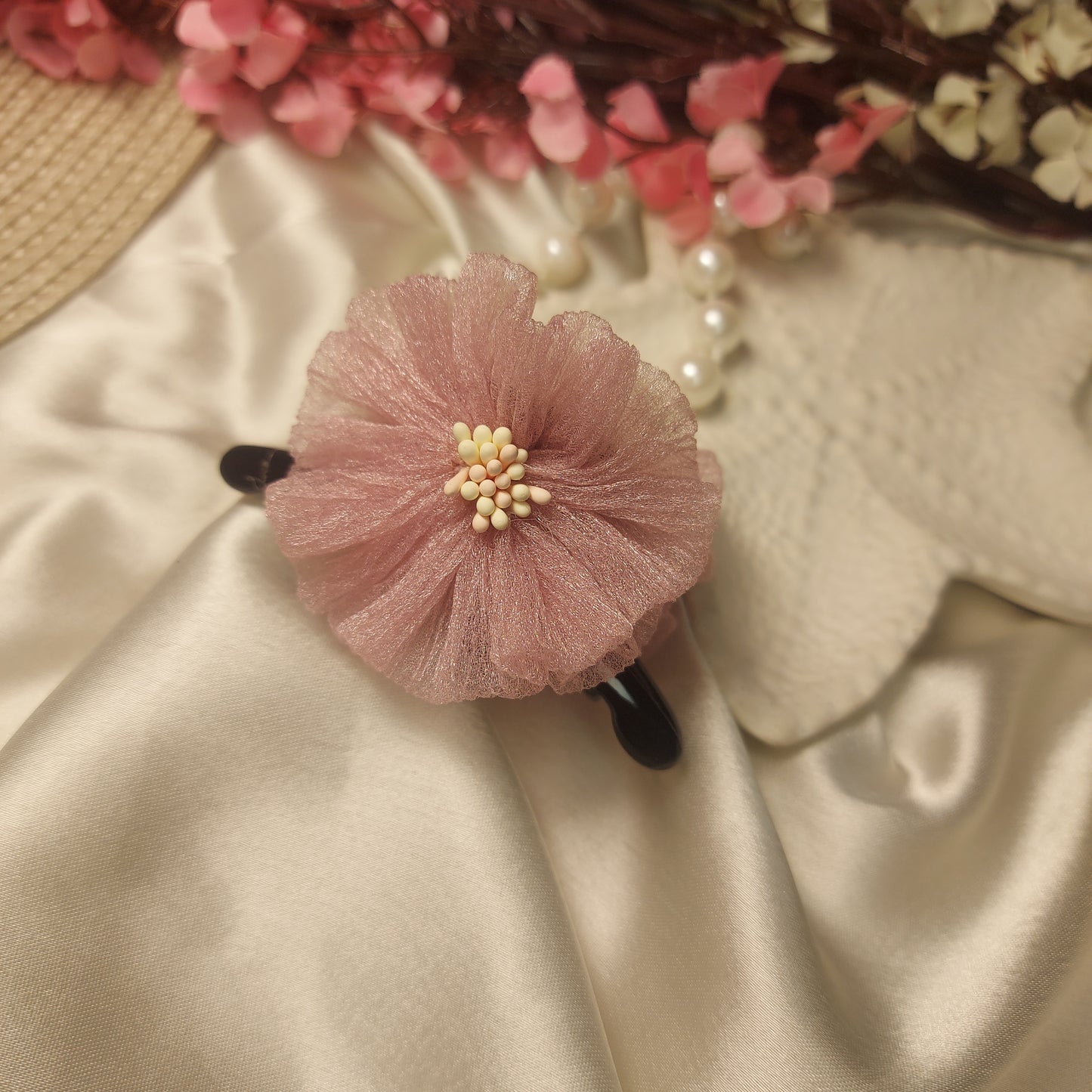 Daisy bead Banana Hair Claw – Handmade Fabric Flower Clip– 7 CM