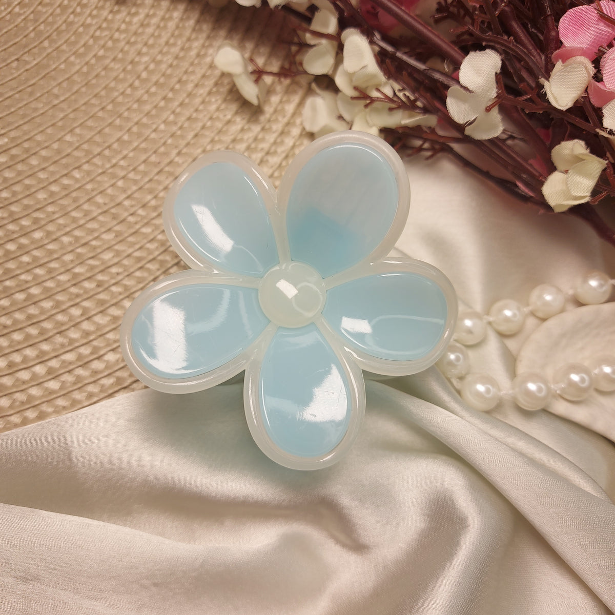 Most loved flower hairclaw (Glossy) XL - 8 CM