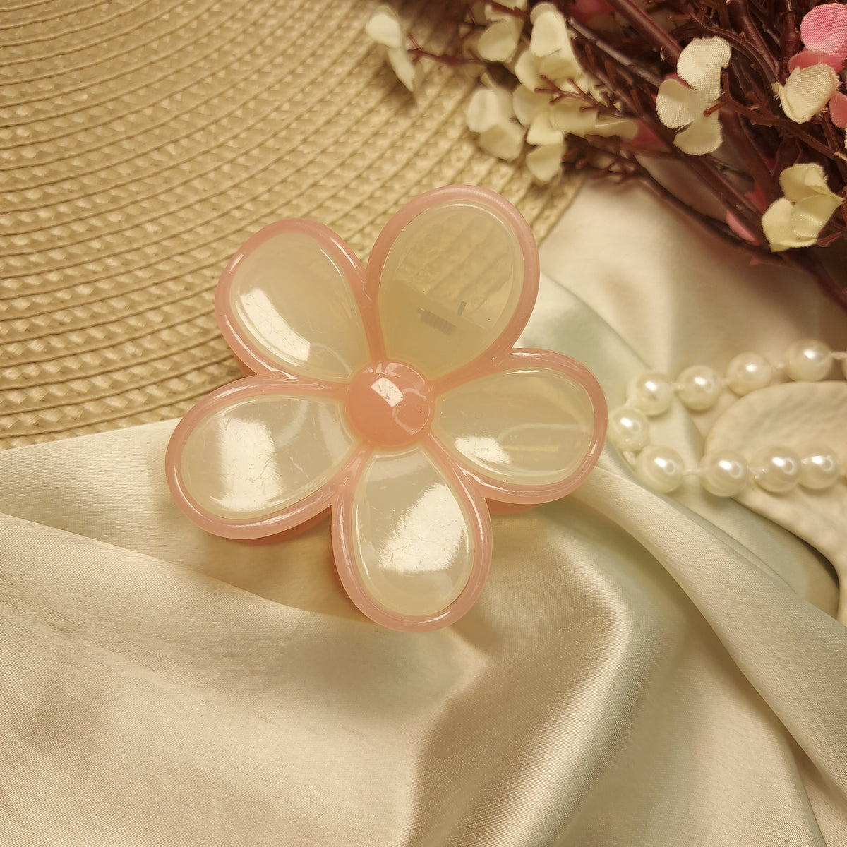 Most loved flower hairclaw (Glossy) XL - 8 CM
