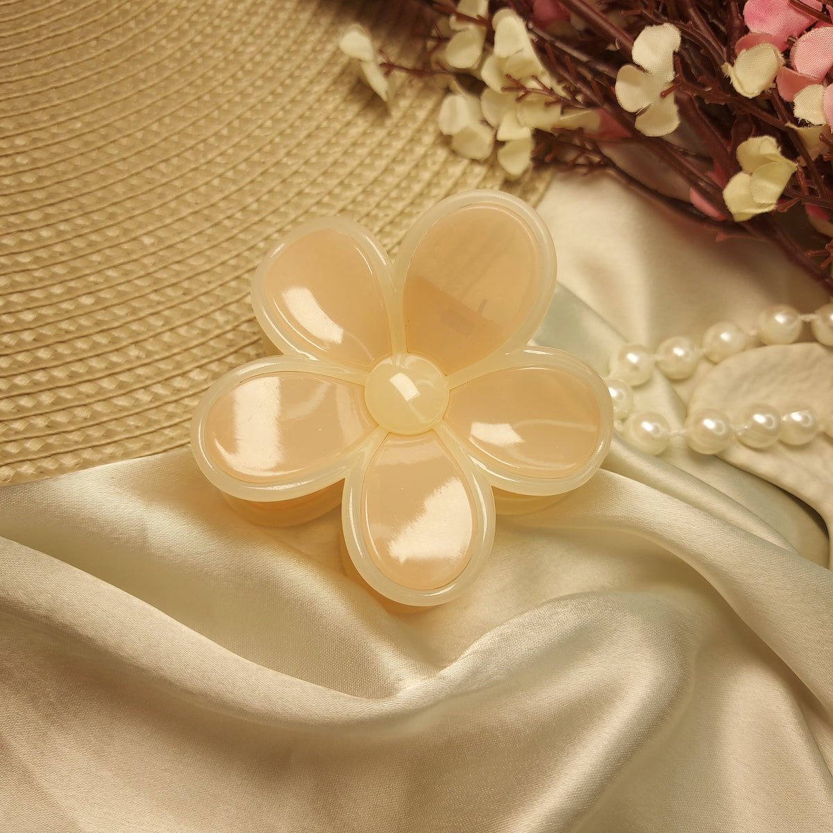 Most loved flower hairclaw (Glossy) XL - 8 CM