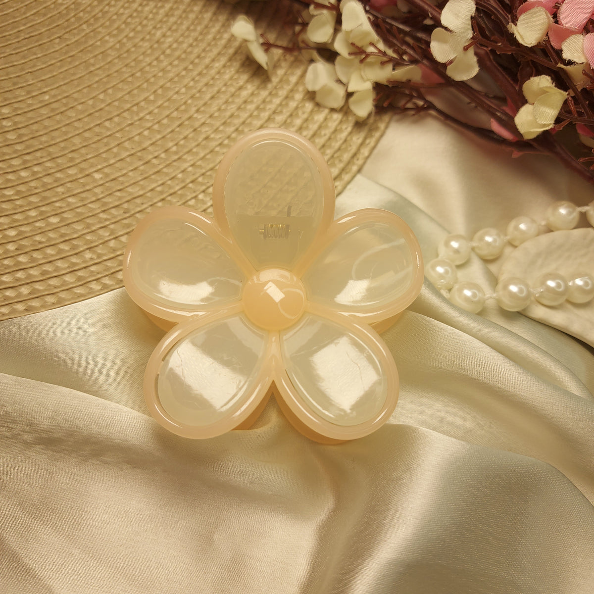 Most loved flower hairclaw (Glossy) XL - 8 CM
