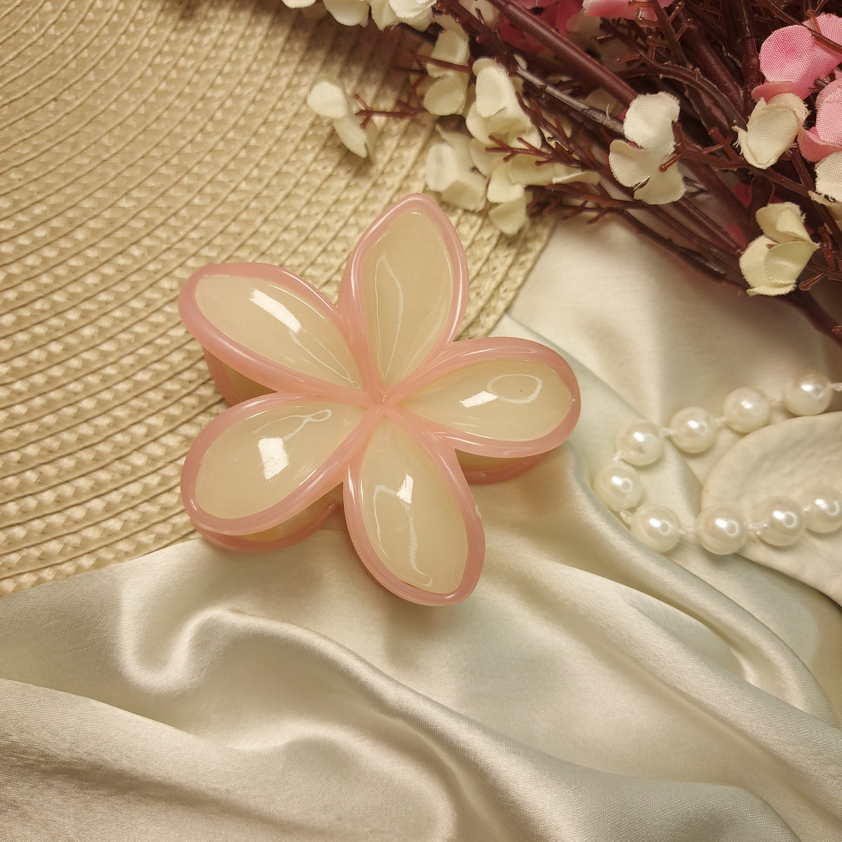 Most loved flower hairclaw (Glossy) XL - 8 CM