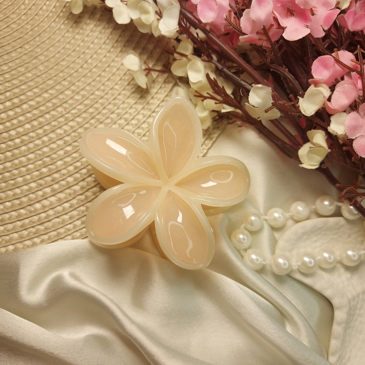 Most loved flower hairclaw (Glossy) XL - 8 CM