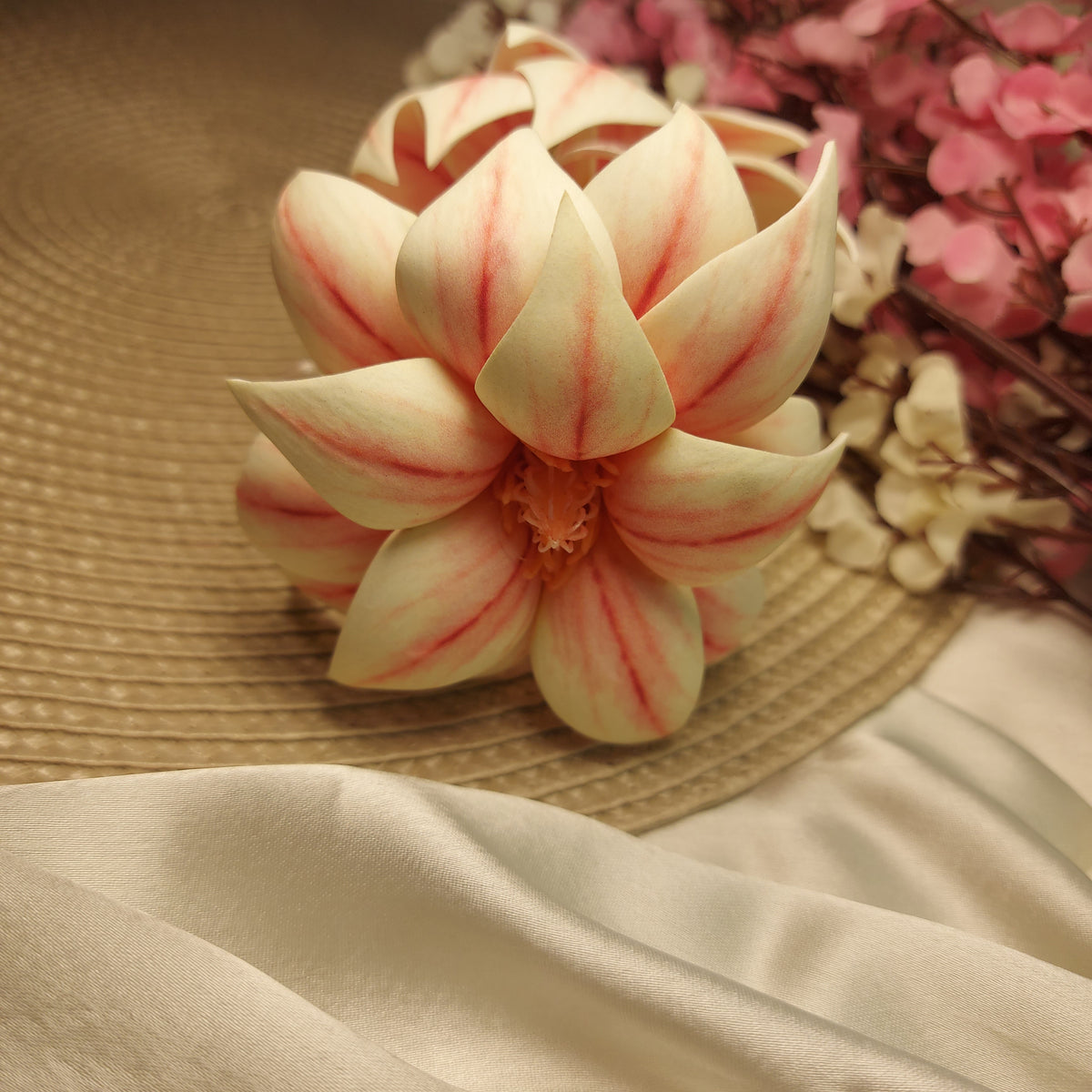 Artificial Flower Hairclaws | Party Hair accessories | 🌸 Bloom Artificial Flower XL Clawclip
