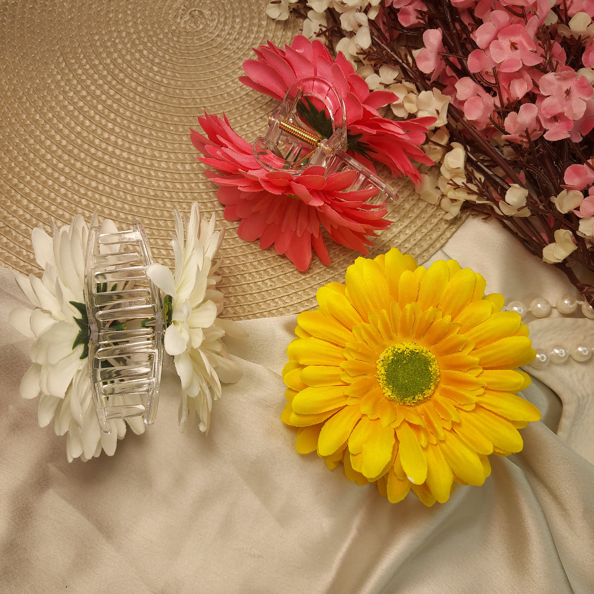 Artificial Flower Hairclaws | Party Hair accessories | 🌸 Blush Bloom Artificial Flower XL Clawclip